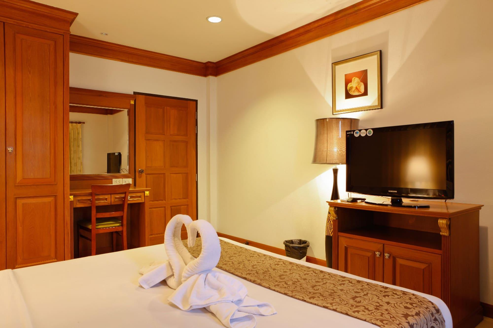 Inn House- Sha Extra Plus Pattaya Exterior photo