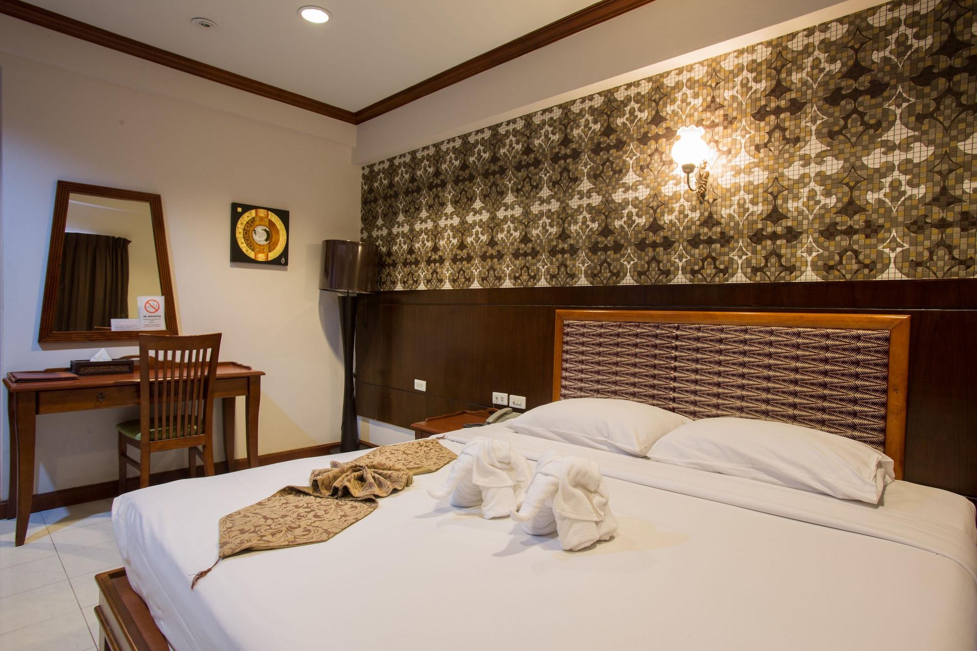 Inn House- Sha Extra Plus Pattaya Exterior photo