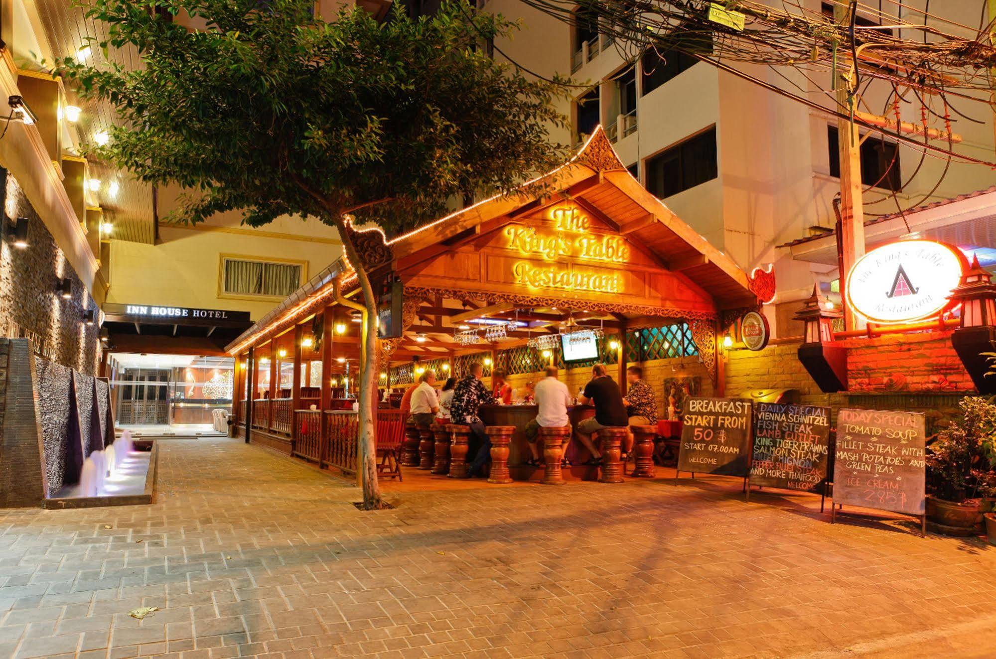 Inn House- Sha Extra Plus Pattaya Exterior photo