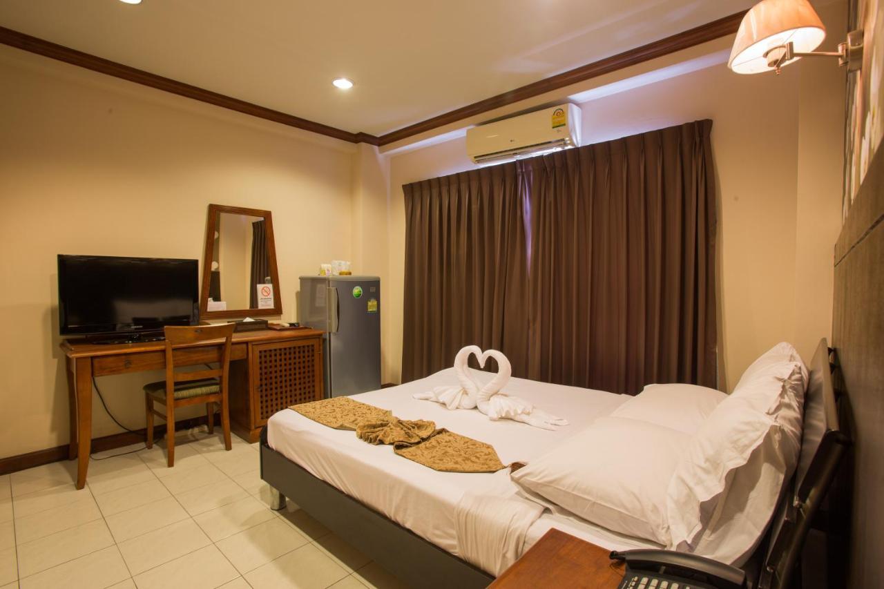 Inn House- Sha Extra Plus Pattaya Exterior photo