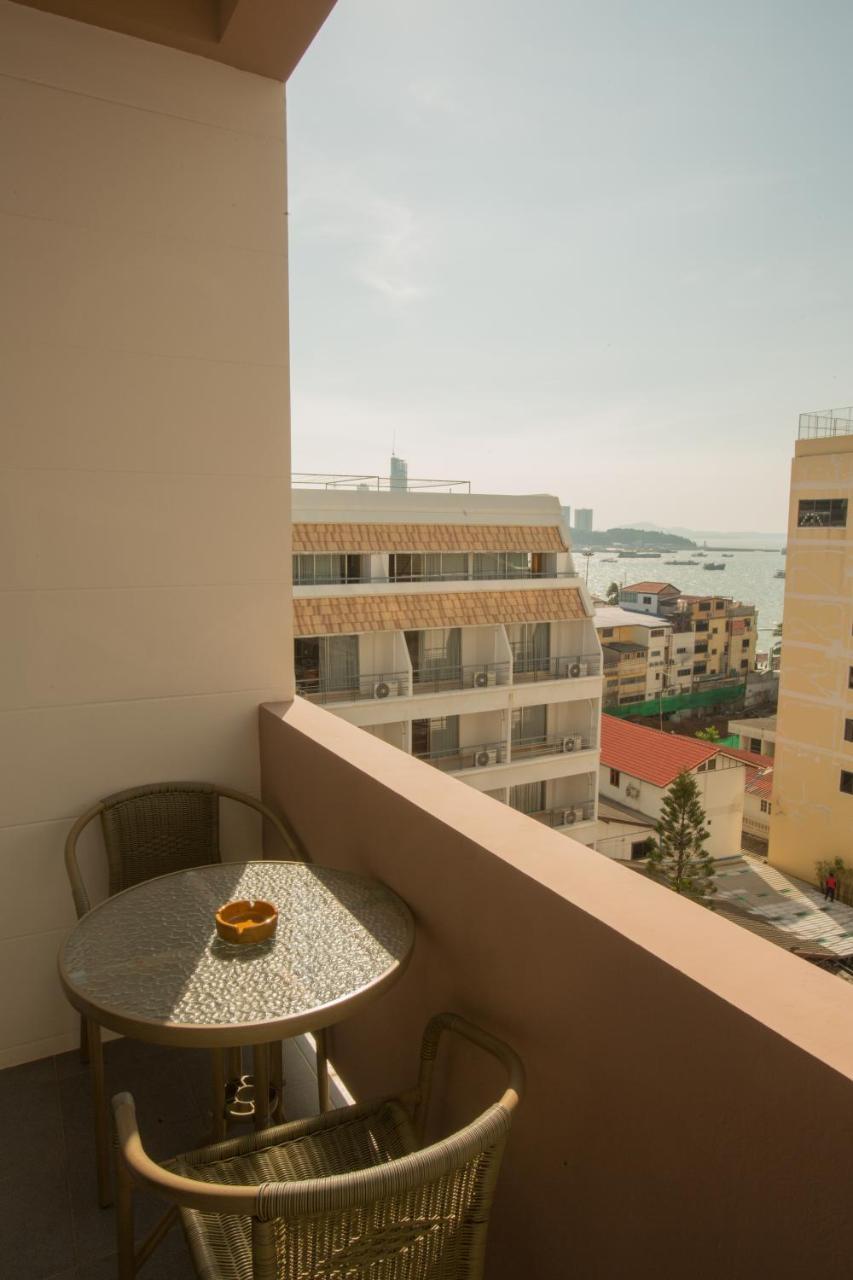 Inn House- Sha Extra Plus Pattaya Exterior photo